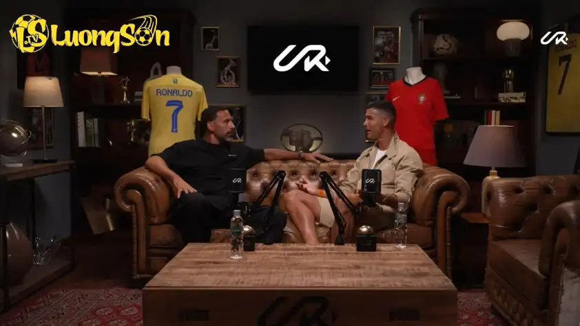 Ronaldo có phát biểu gây tranh cãi về huyền thoại Pele. Ảnh: Chụp màn hình