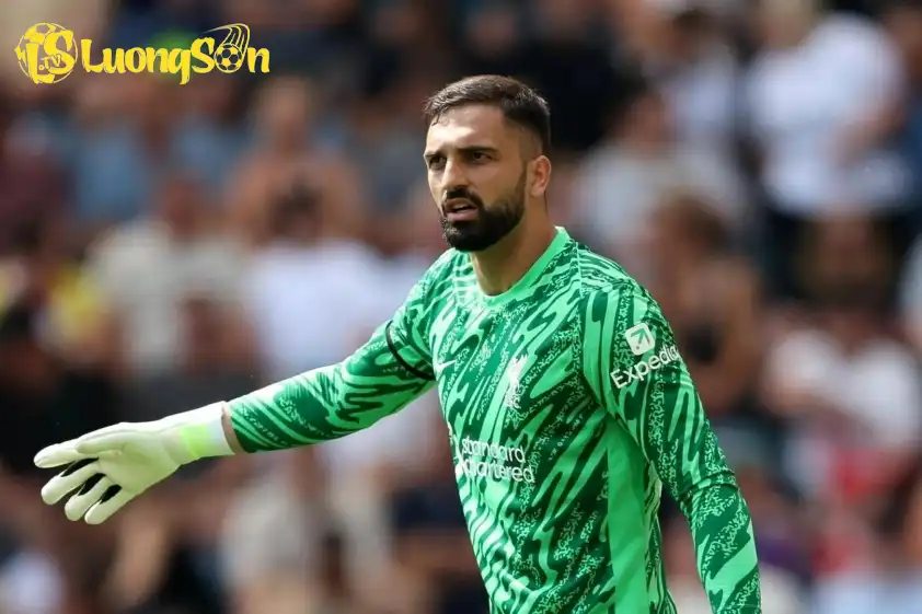 Mamardashvili là người thay thế cho Alisson Becker