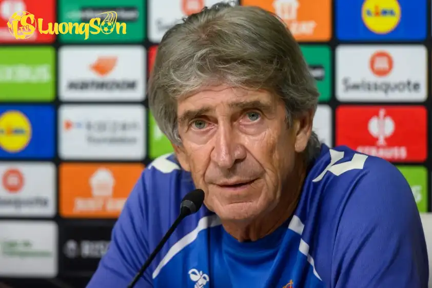 HLV của Betis muốn bóng đá sôi động và tốc độ hơn.