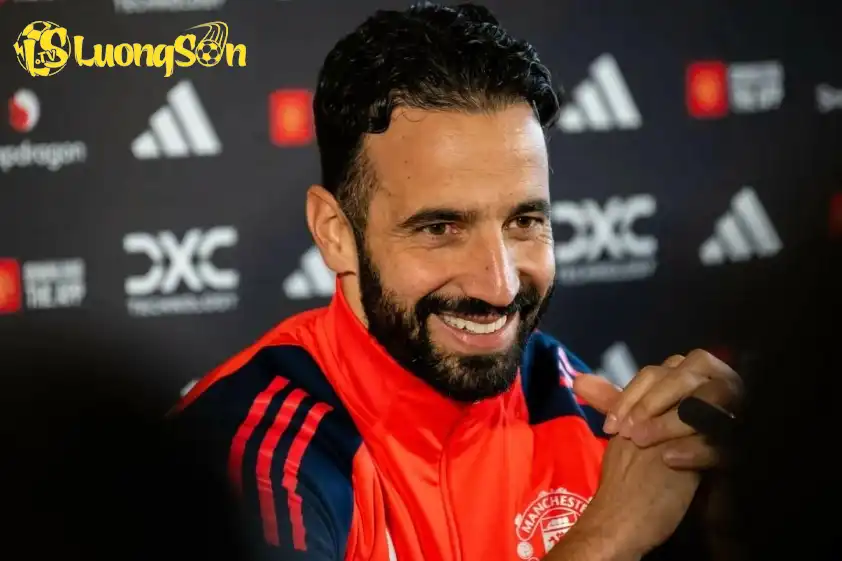 Ruben Amorim cùng các học trò đang dần tiến bộ theo từng ngày.